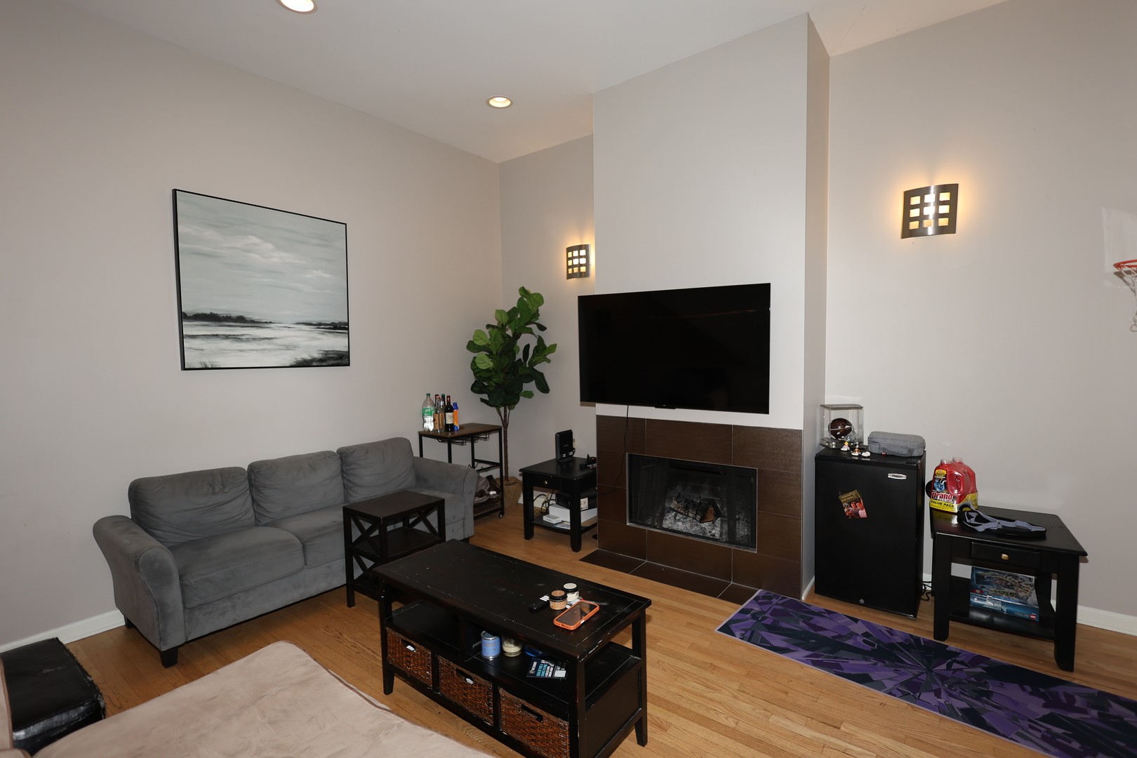 1026 W Roscoe Street Unit: 1
