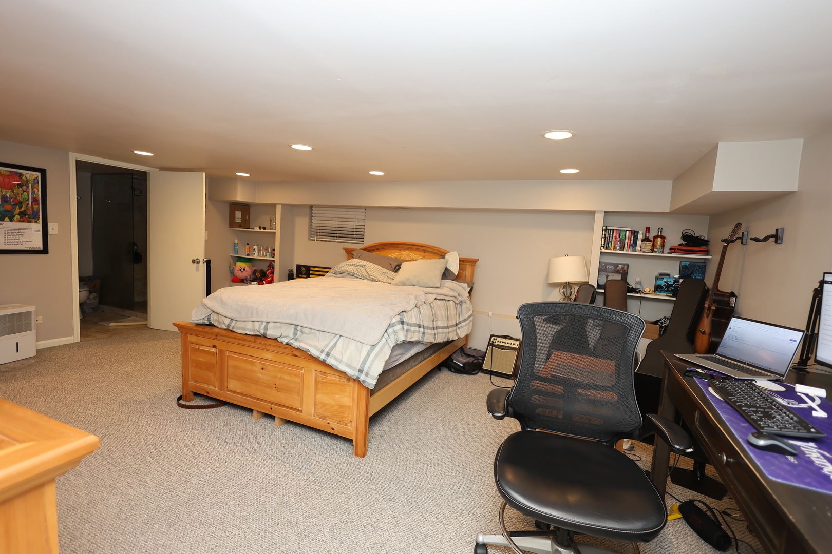 1026 W Roscoe Street Unit: 1