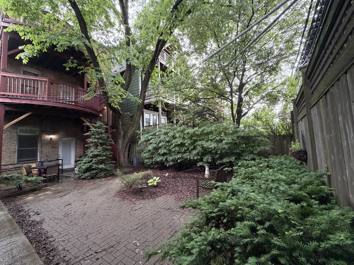 1026 W Roscoe Street Unit: 1