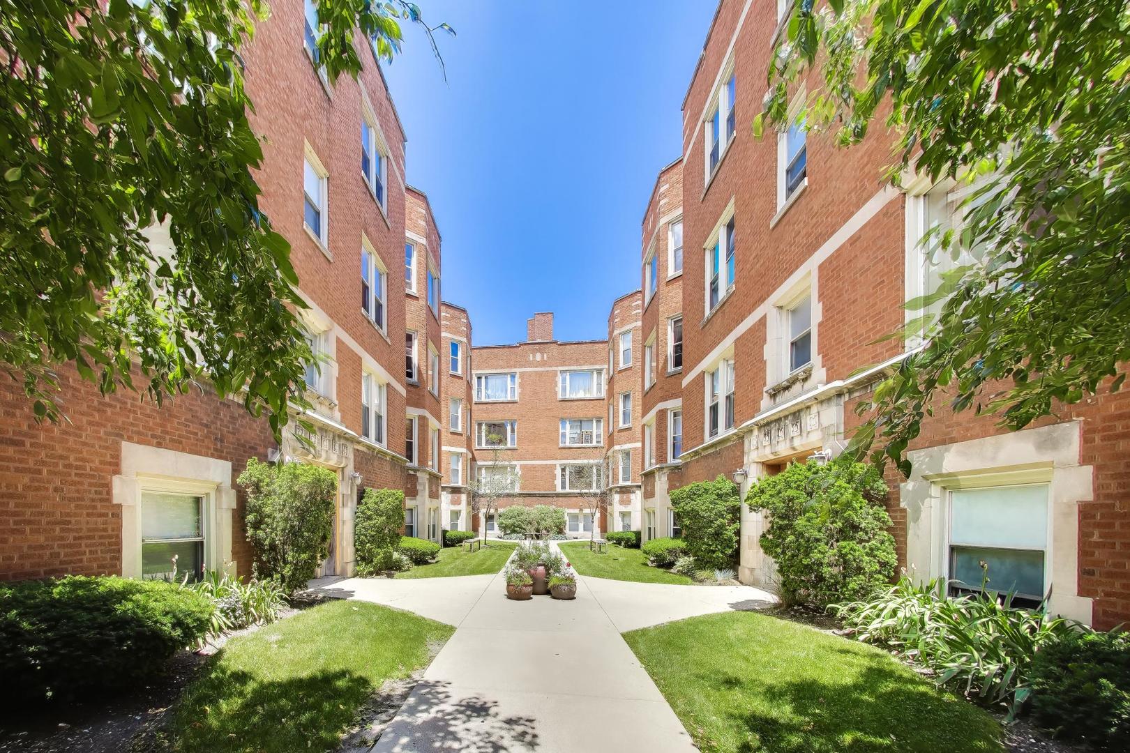1624 W Columbia Avenue Unit: 3N