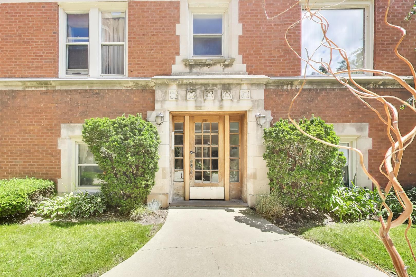1624 W Columbia Avenue Unit: 3N