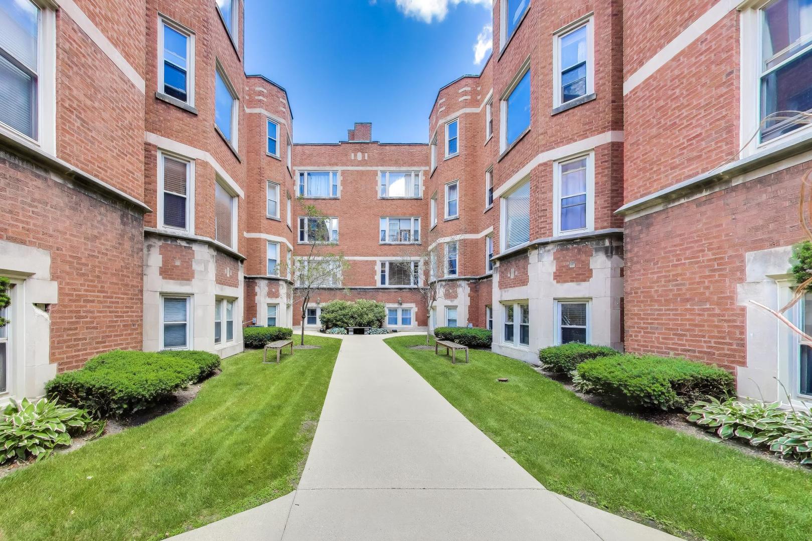 1624 W Columbia Avenue Unit: 3N