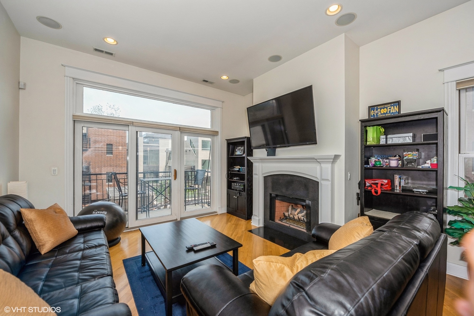 2905 N Halsted Street Unit: 302