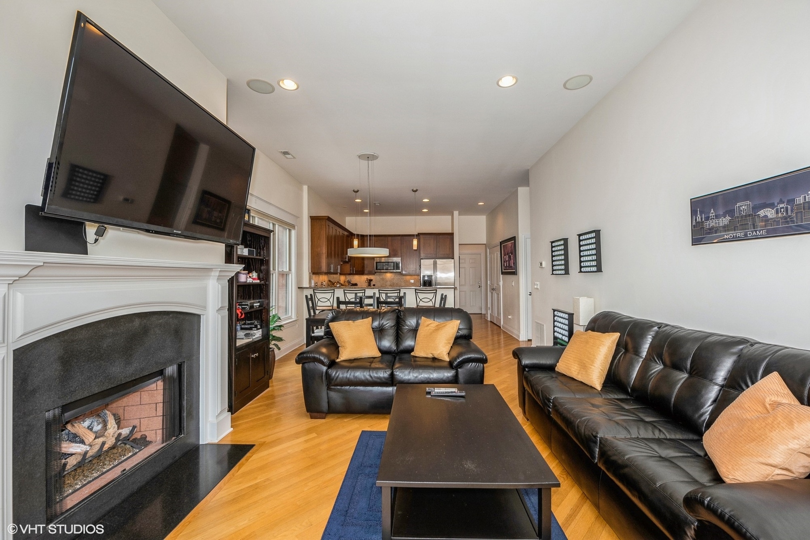 2905 N Halsted Street Unit: 302