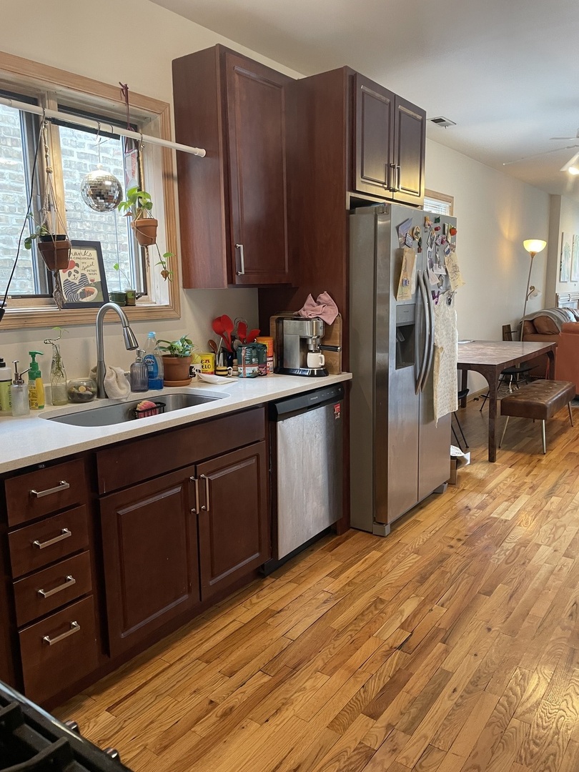 1112 N Marshfield Avenue Unit: 1