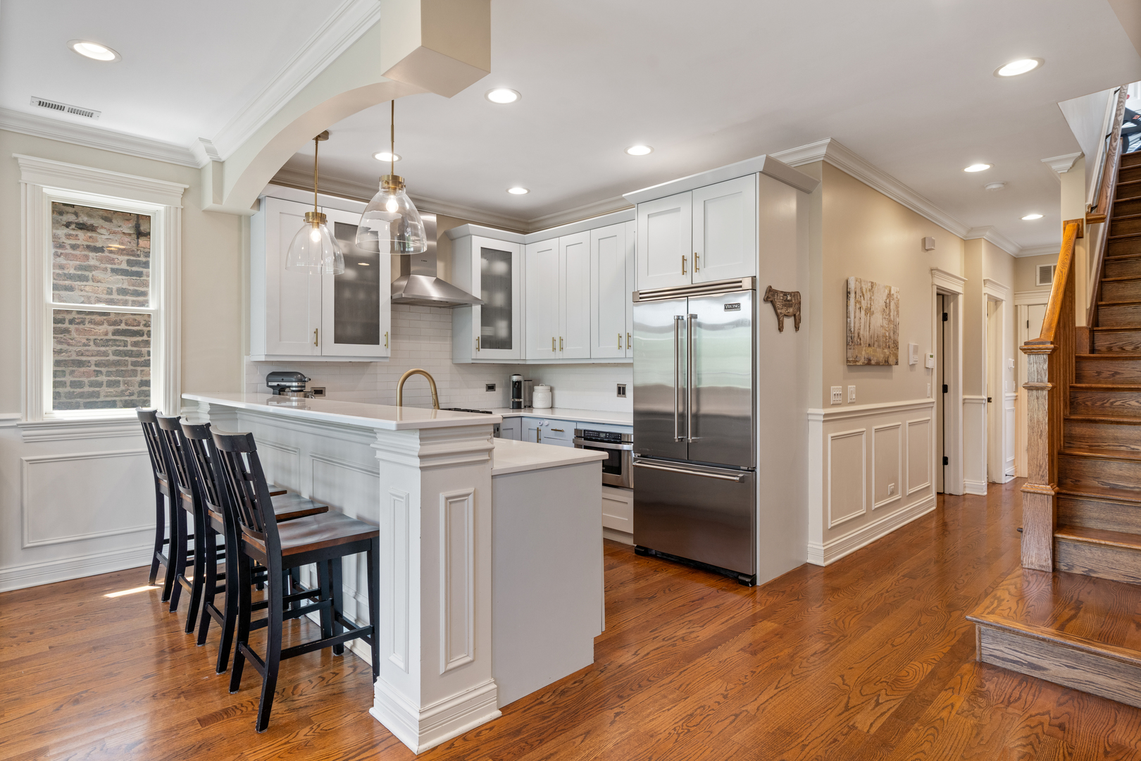 3302 N Racine Avenue Unit: 3