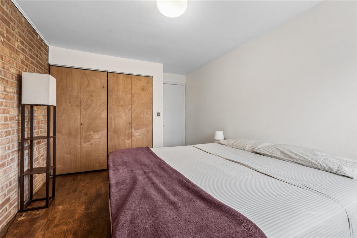 6118 N Hermitage Avenue Unit: A