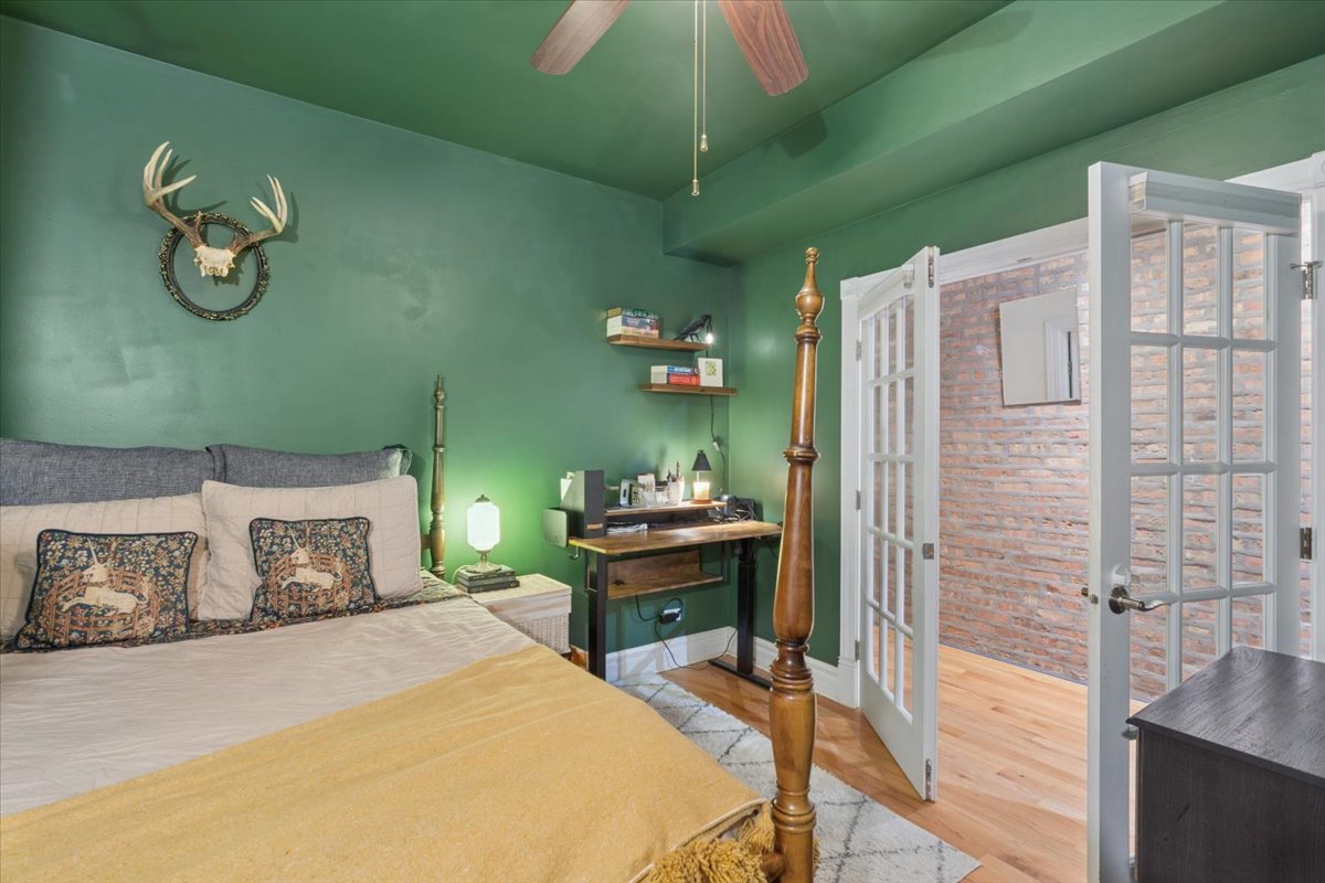746 W Cornelia Avenue Unit: 1W