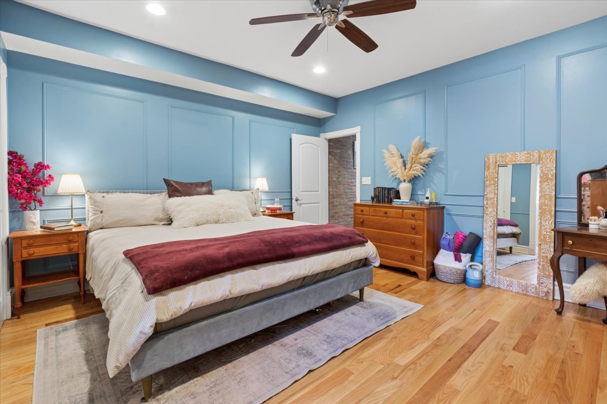 746 W Cornelia Avenue Unit: 1W