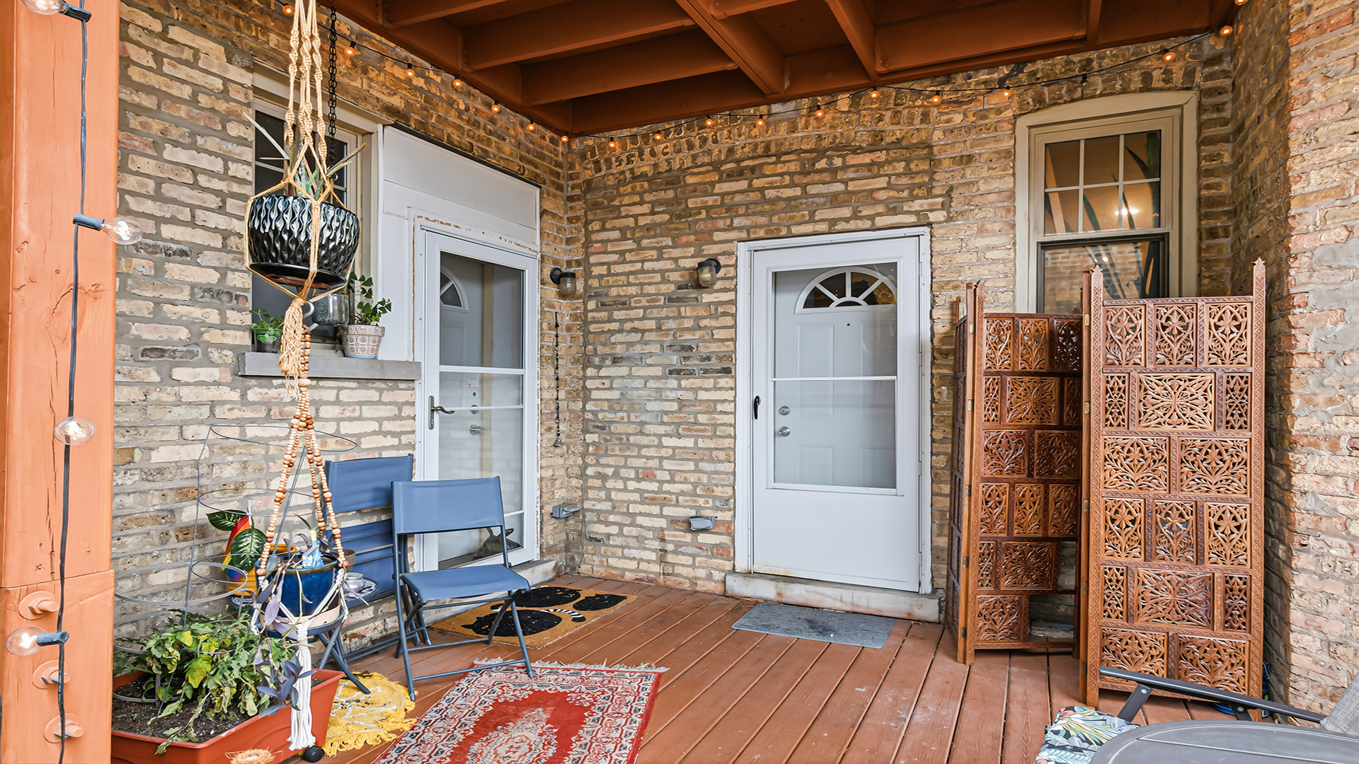 1637 W Granville Avenue Unit: 3