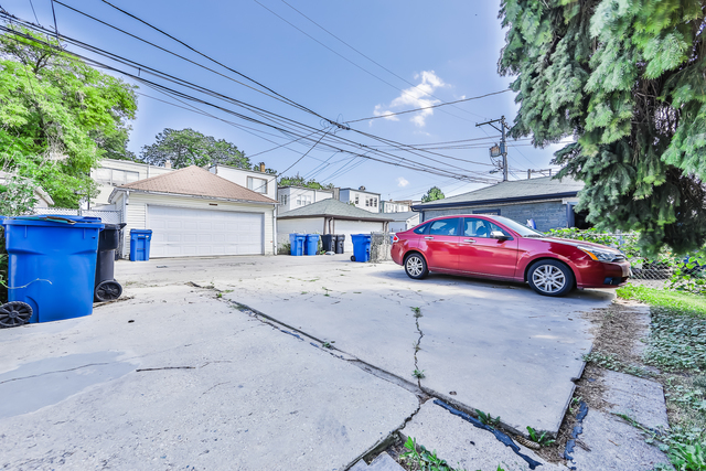 3231 N Ridgeway Avenue Unit: G