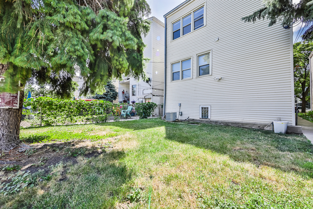 3231 N Ridgeway Avenue Unit: G