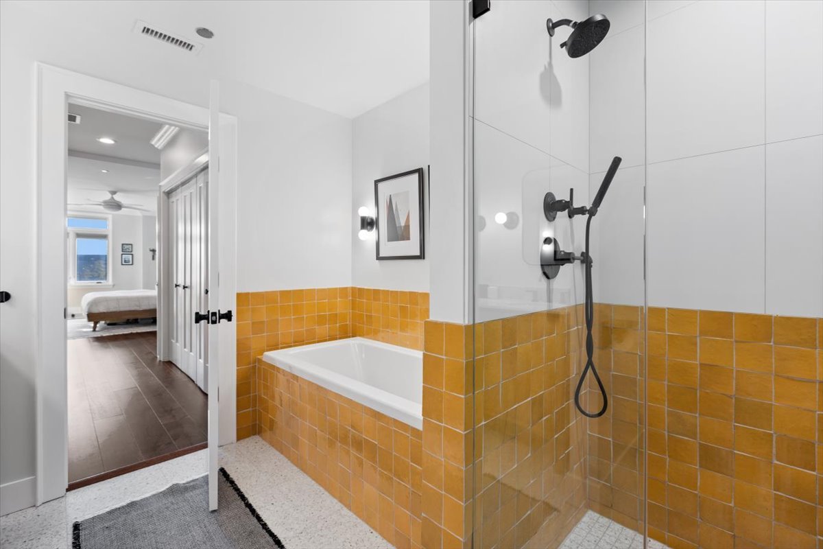 1155 W Armitage Avenue Unit: 301
