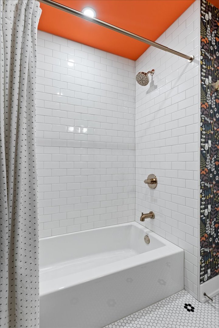 1155 W Armitage Avenue Unit: 301