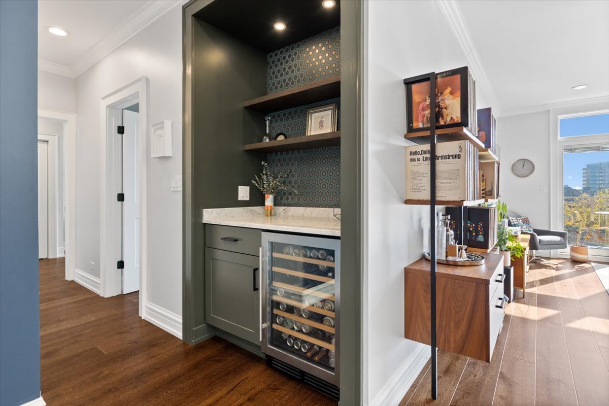 1155 W Armitage Avenue Unit: 301