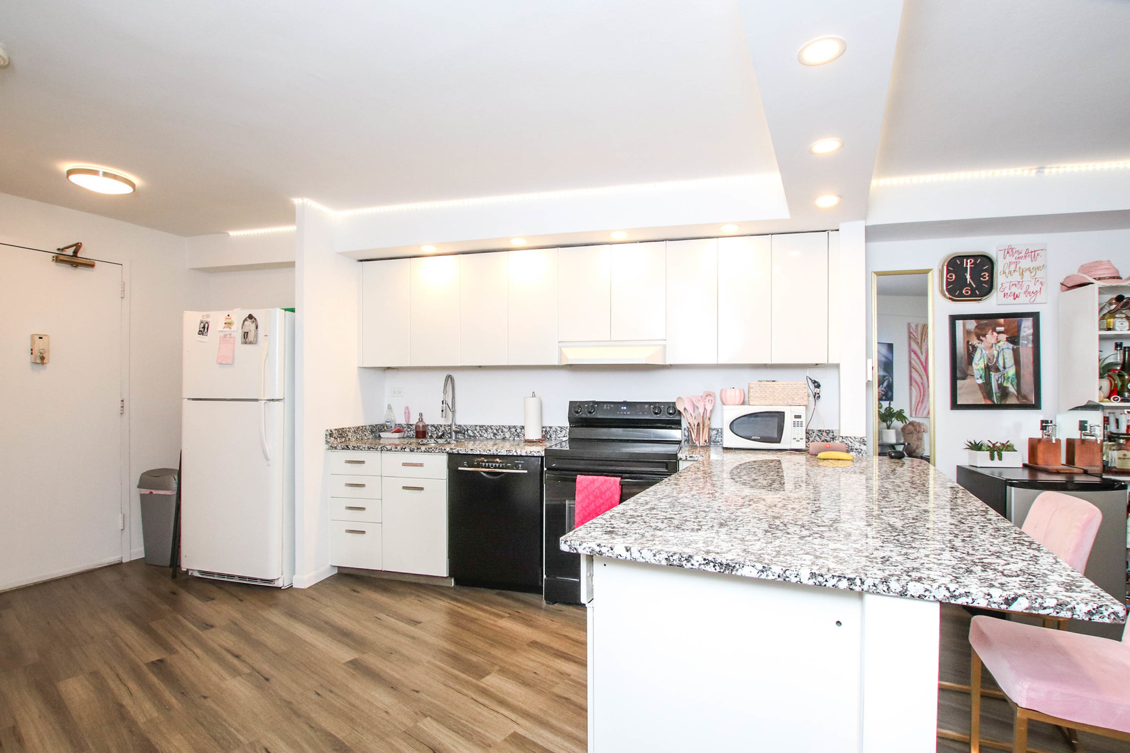 300 N State Street Unit: 3330