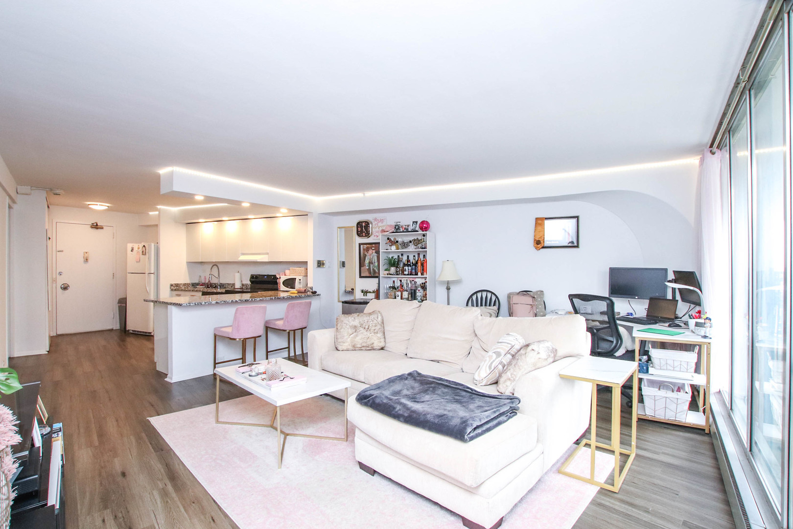300 N State Street Unit: 3330