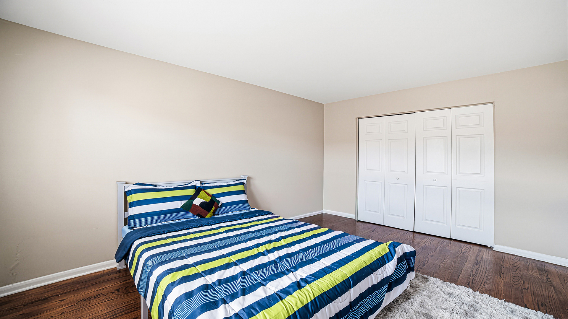 2411 W Balmoral Avenue Unit: 3B
