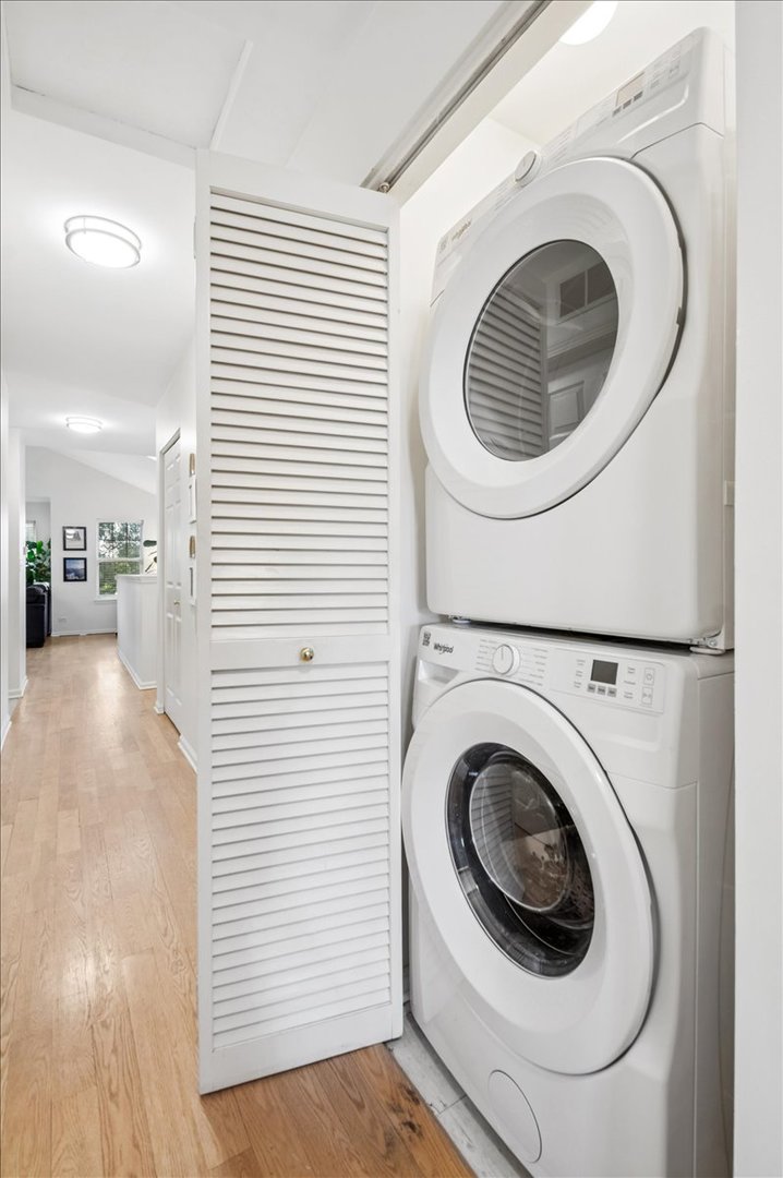 667 W DIVISION Street Unit: 3C