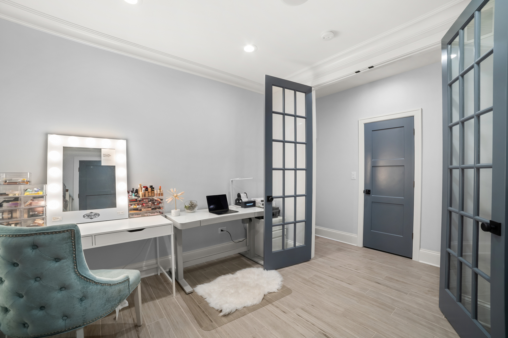 2254 W Roscoe Street Unit: 1