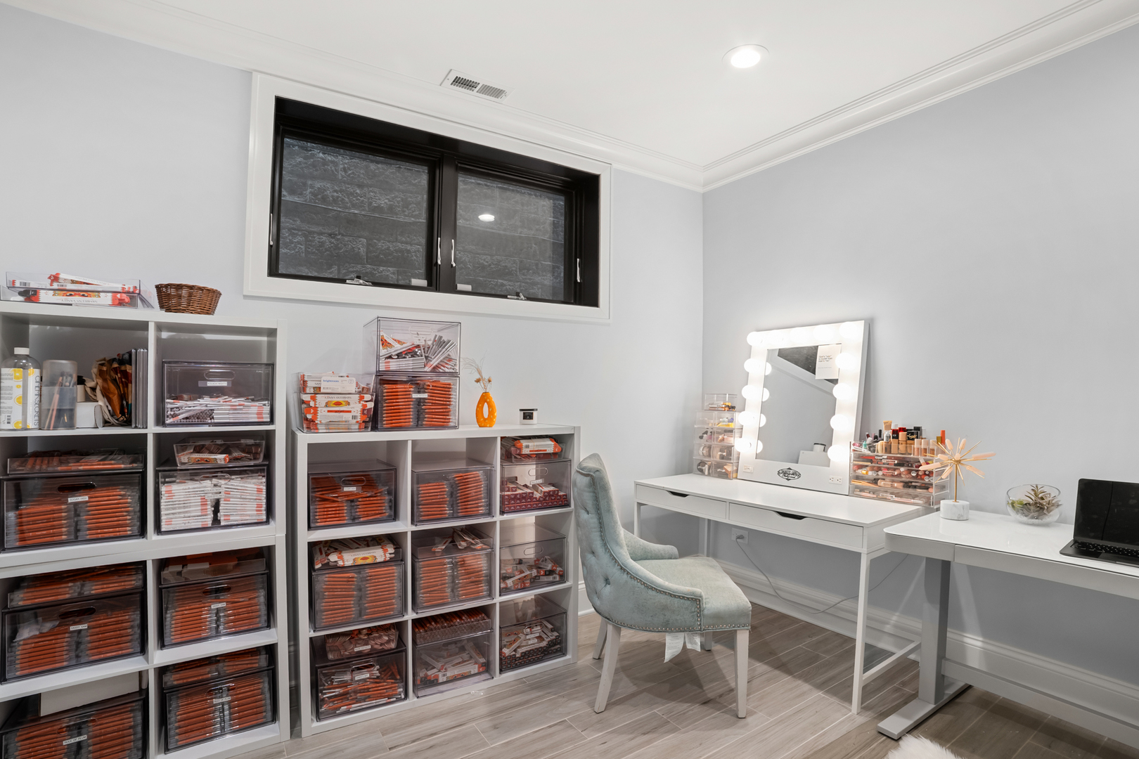 2254 W Roscoe Street Unit: 1