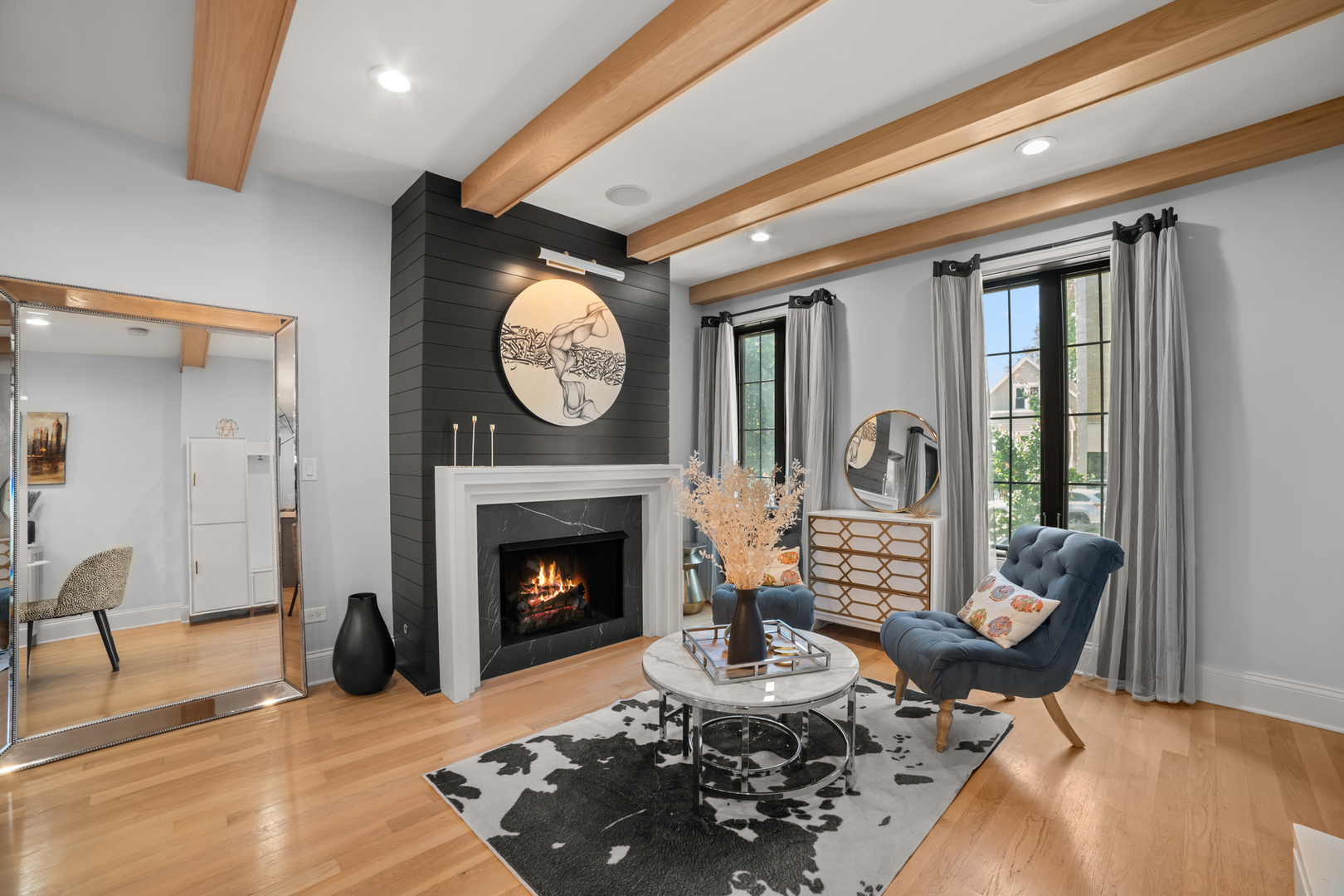2254 W Roscoe Street Unit: 1