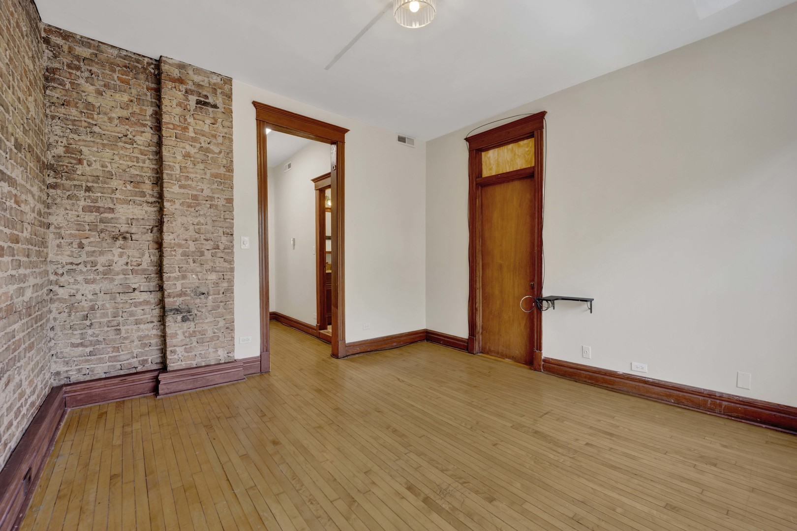 1404 W Flournoy Street Unit: 3