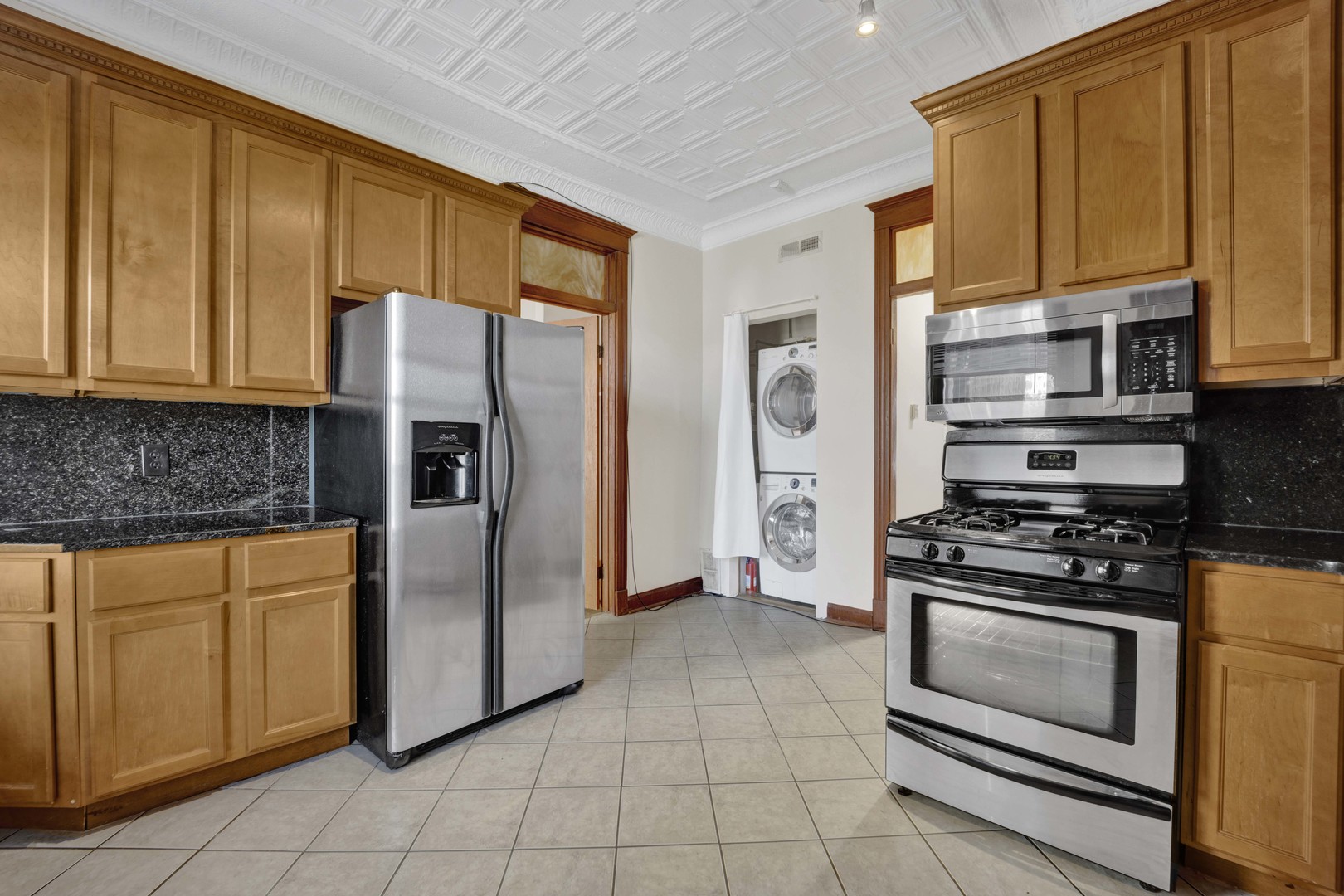 1404 W Flournoy Street Unit: 3