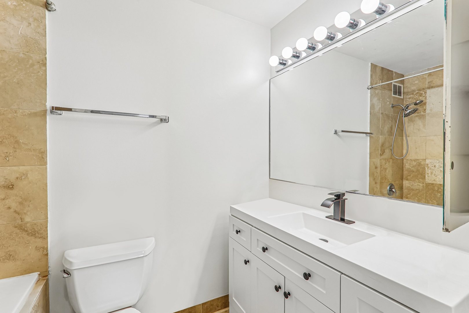 474 N Lake Shore Drive Unit: 2605