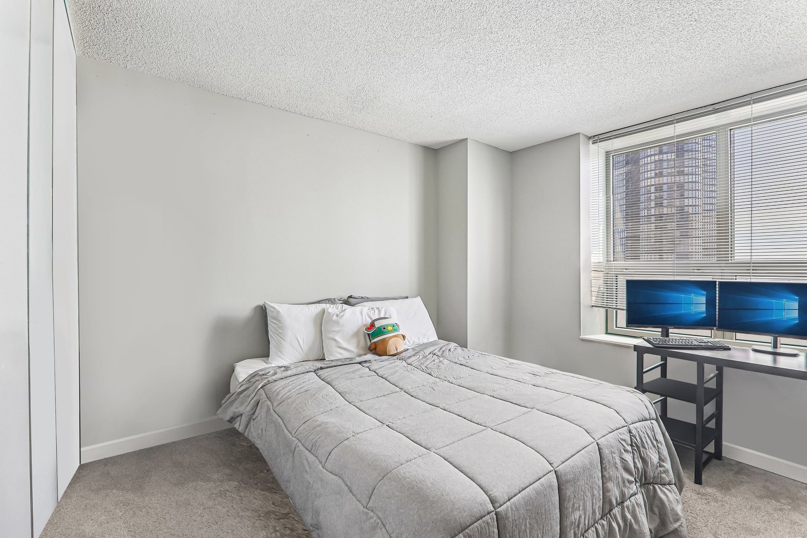474 N Lake Shore Drive Unit: 2605