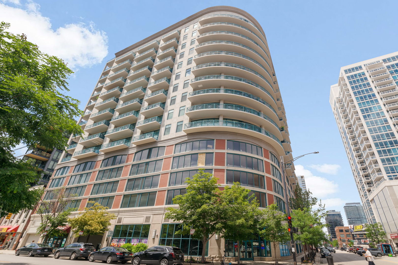 340 W Superior Street Unit: 1603