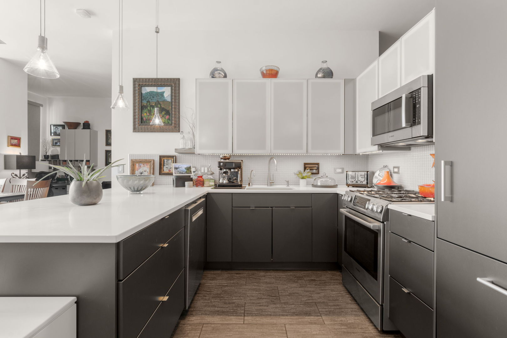 340 W Superior Street Unit: 1603