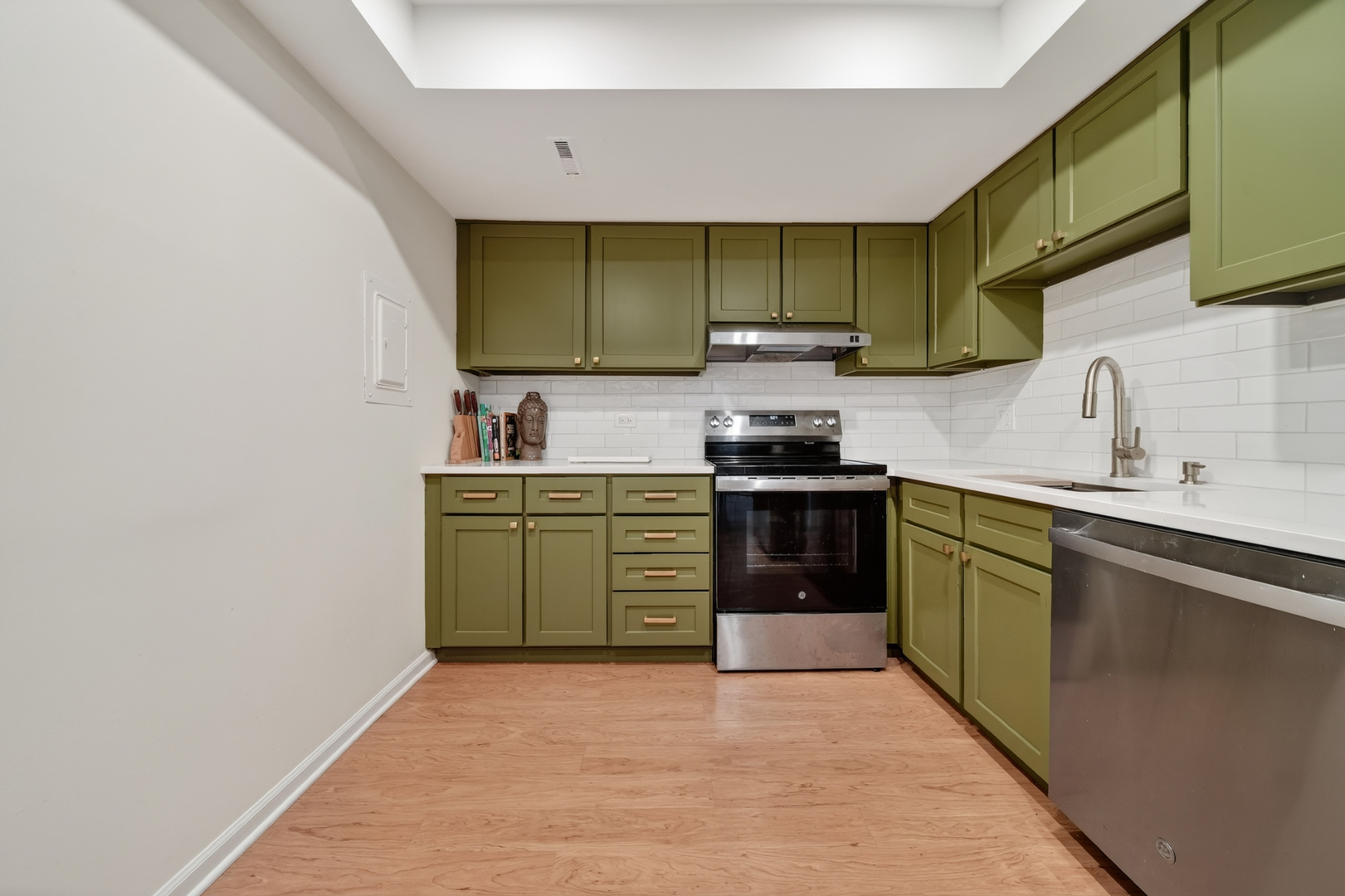 944 N Northwest Highway Unit: 307