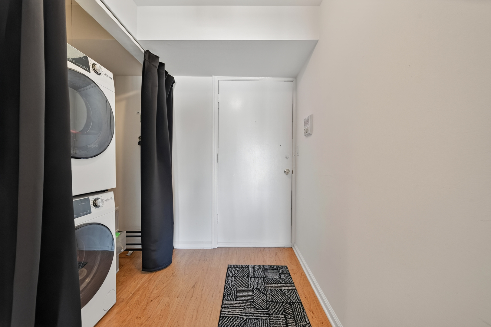 944 N Northwest Highway Unit: 307