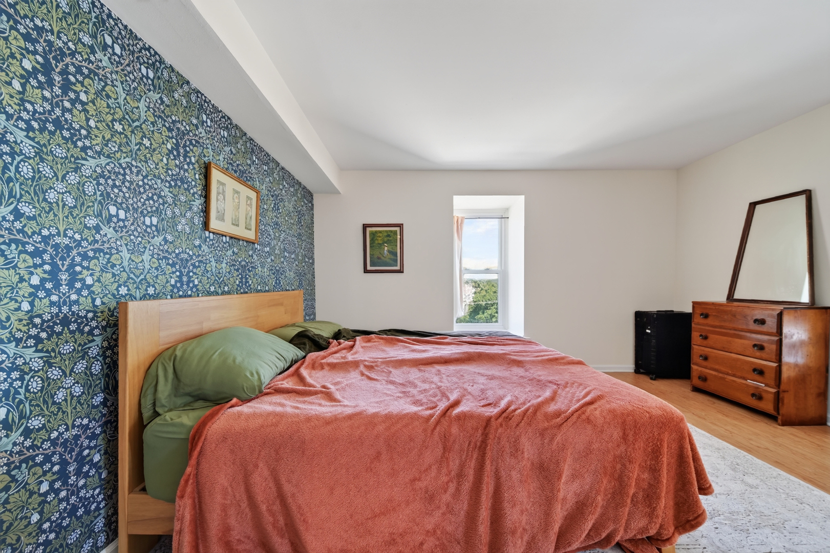 944 N Northwest Highway Unit: 307