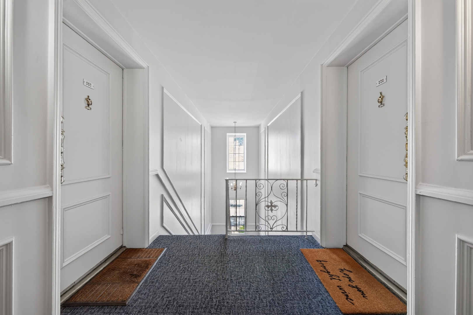 944 N Northwest Highway Unit: 307