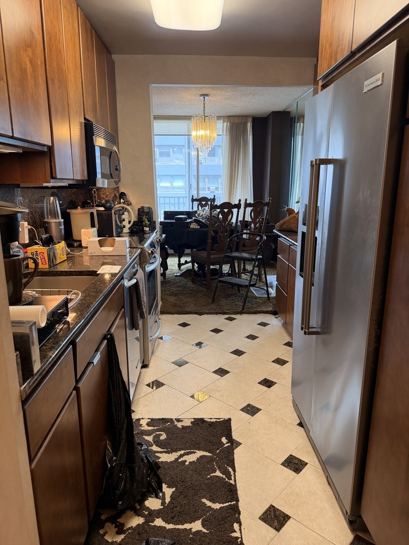 4170 N Marine Drive Unit: 12H