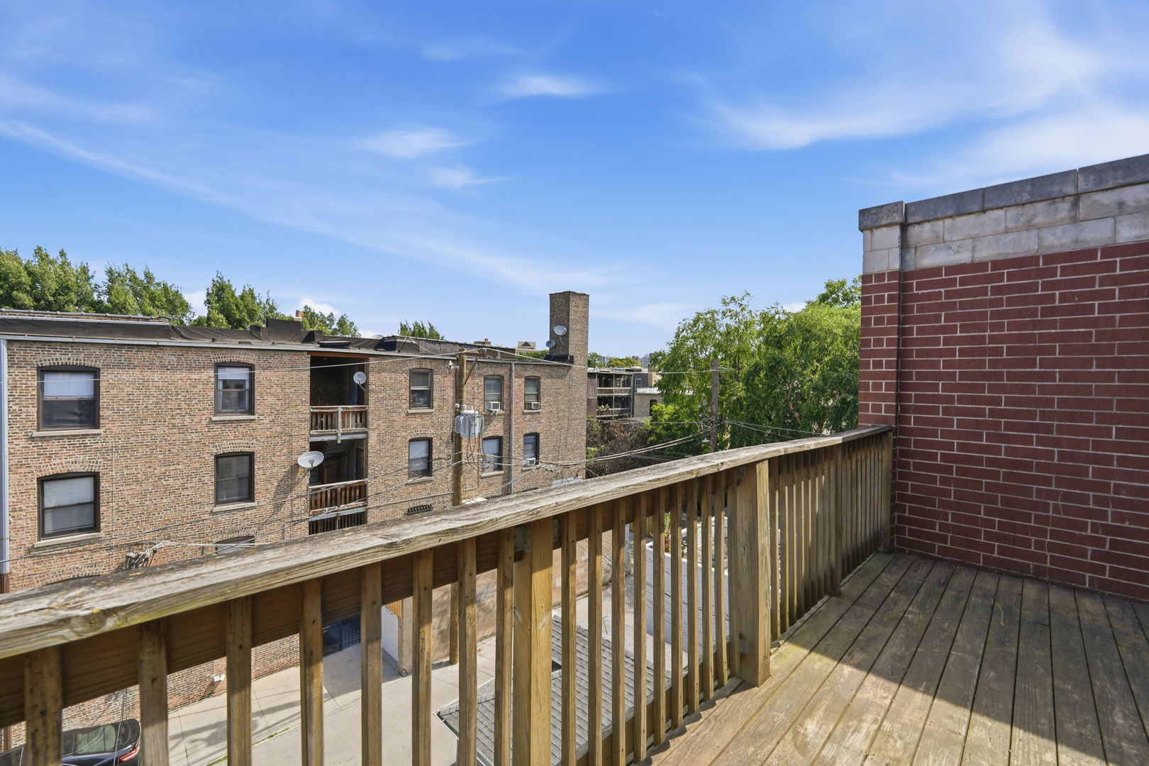 920 W Wolfram Street Unit: 4