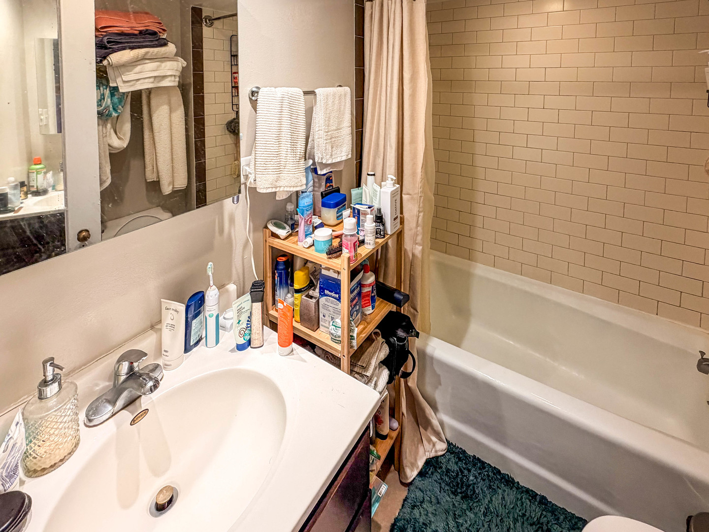 3170 N Sheridan Road Unit: 929