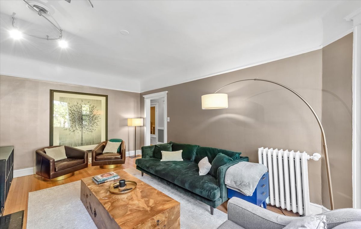 557 W Fullerton Parkway Unit: 3E