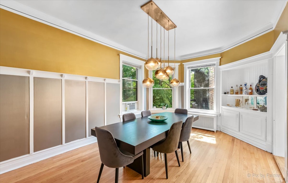 557 W Fullerton Parkway Unit: 3E