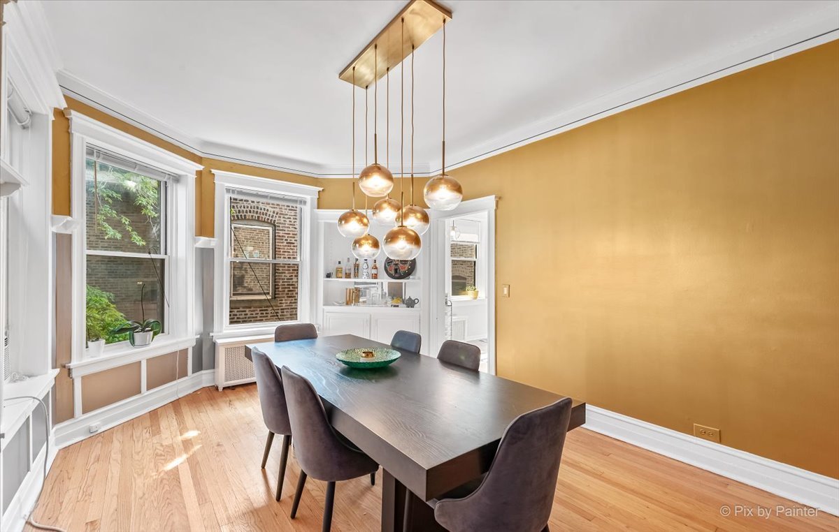 557 W Fullerton Parkway Unit: 3E