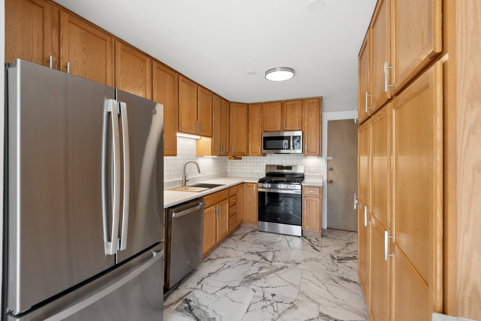 5251 Galitz Street Unit: 412