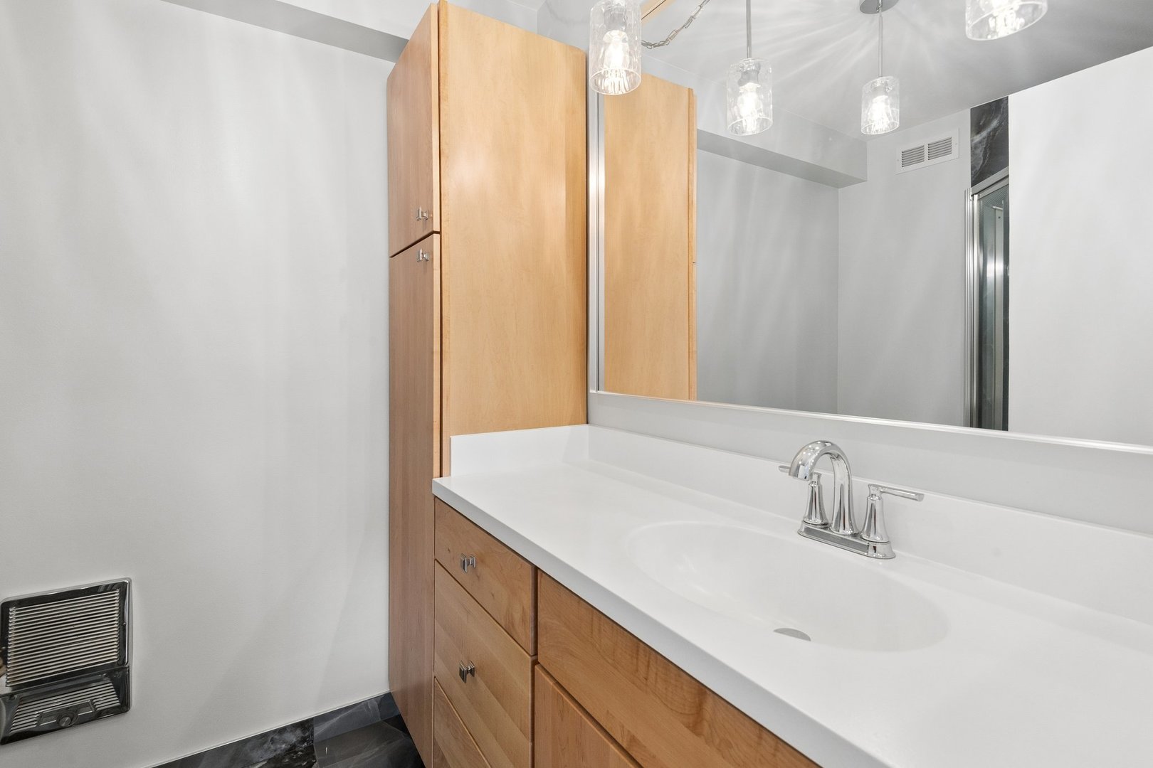 5251 Galitz Street Unit: 412