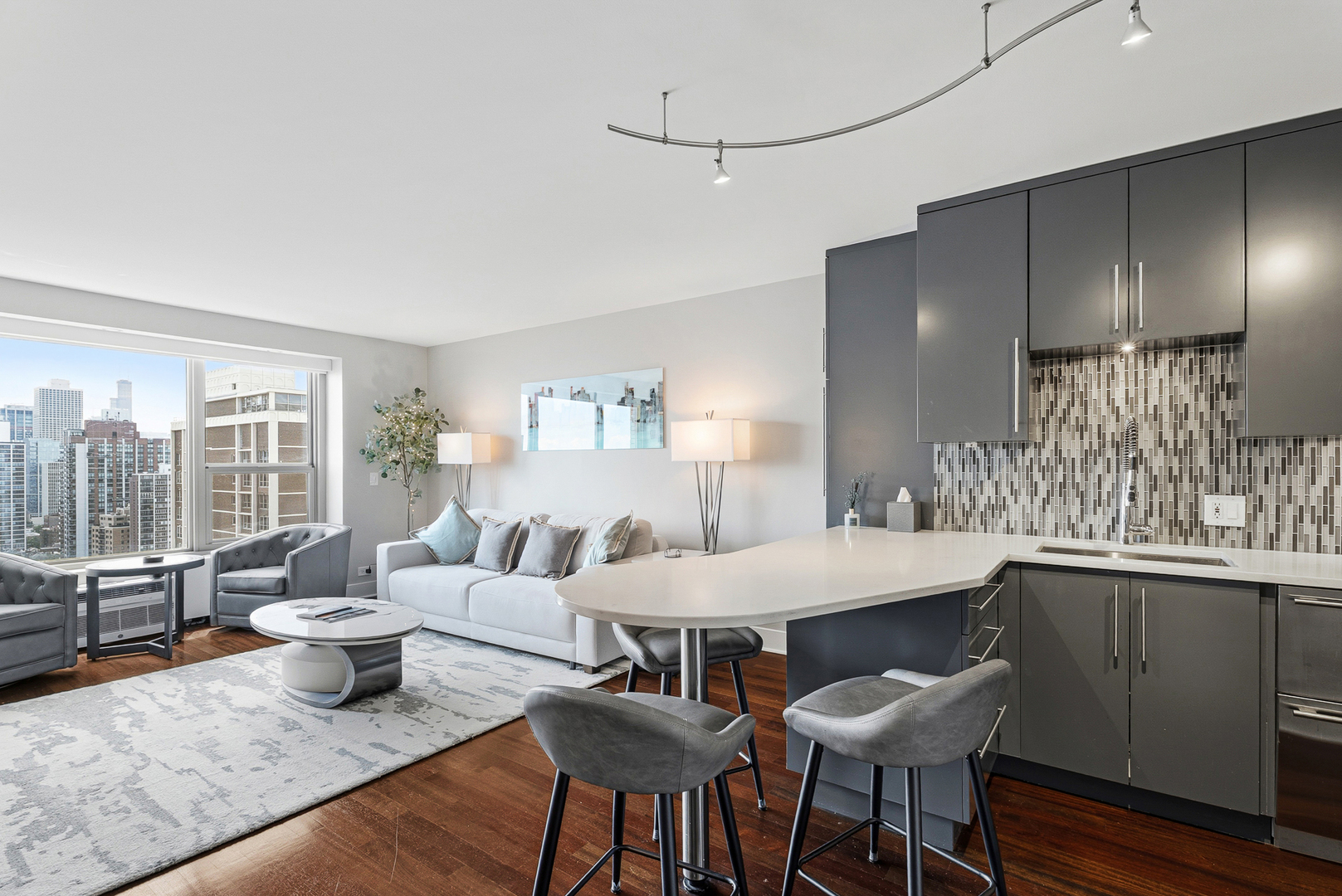 1550 N Lake Shore Drive Unit: 23F