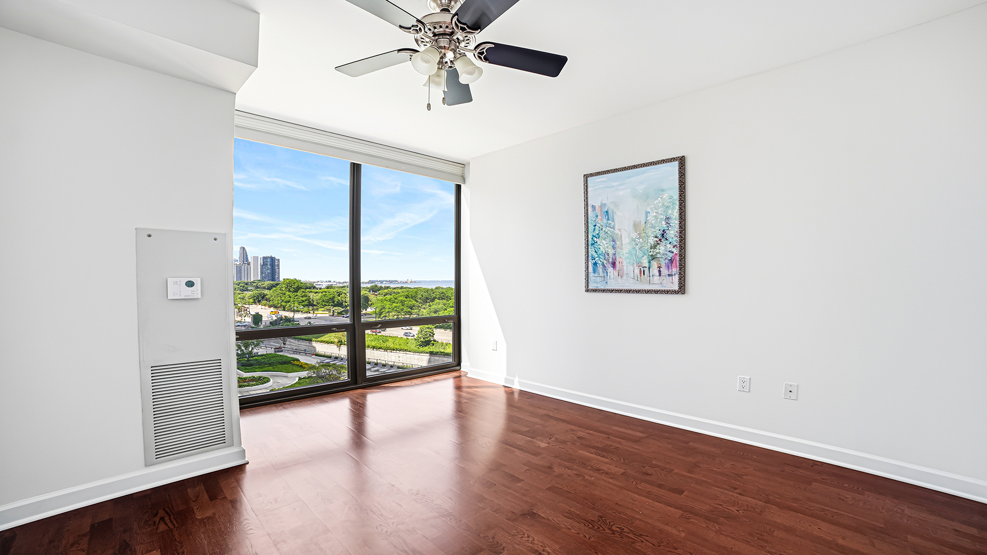 233 E 13th Street Unit: 1001