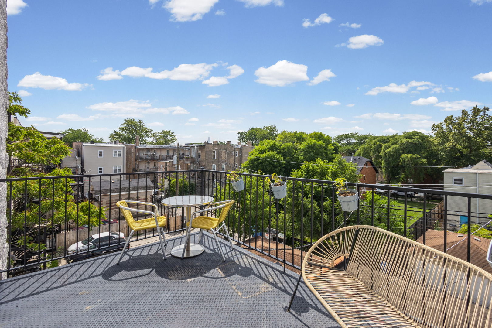 2623 W Evergreen Avenue Unit: 3E