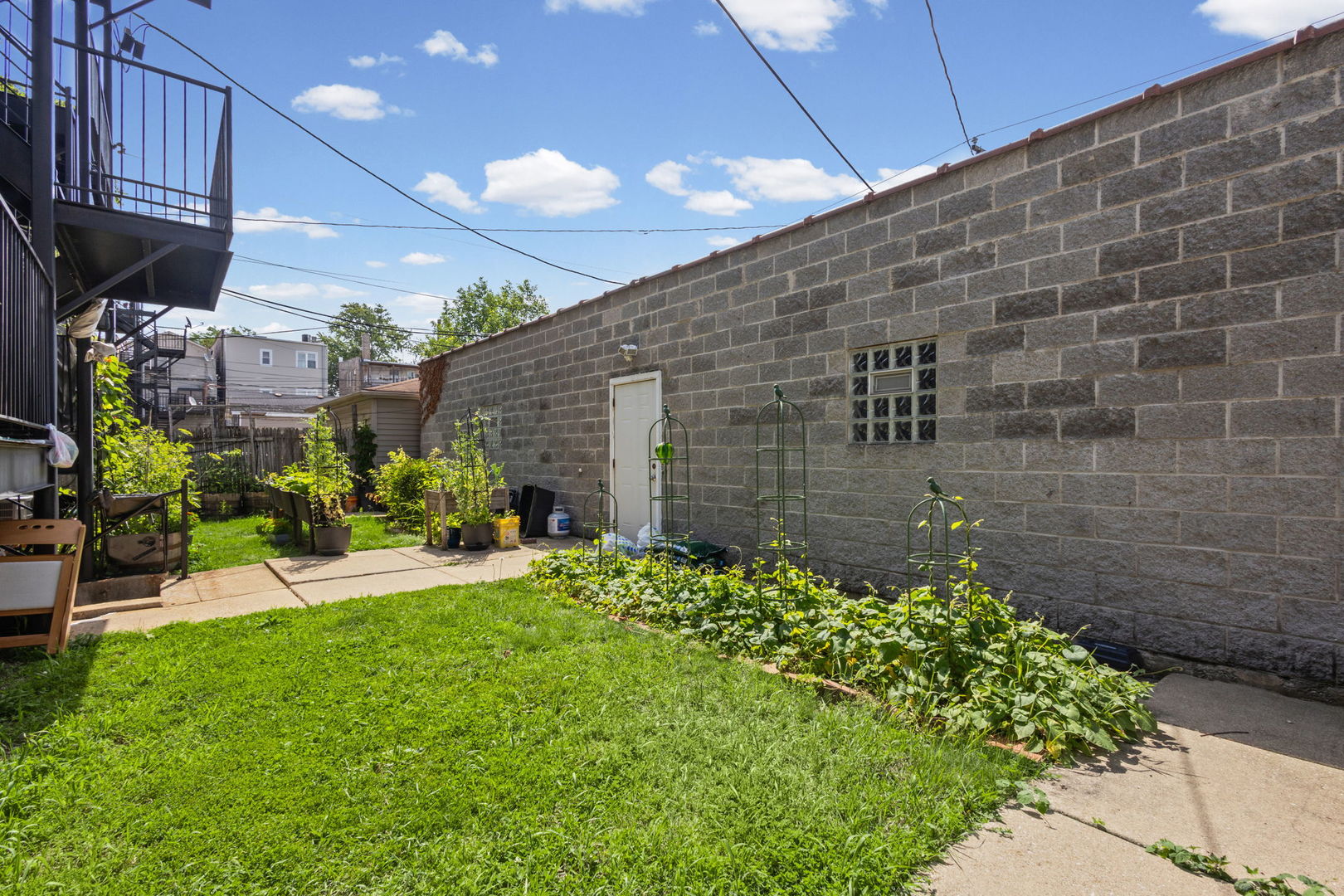 2623 W Evergreen Avenue Unit: 3E
