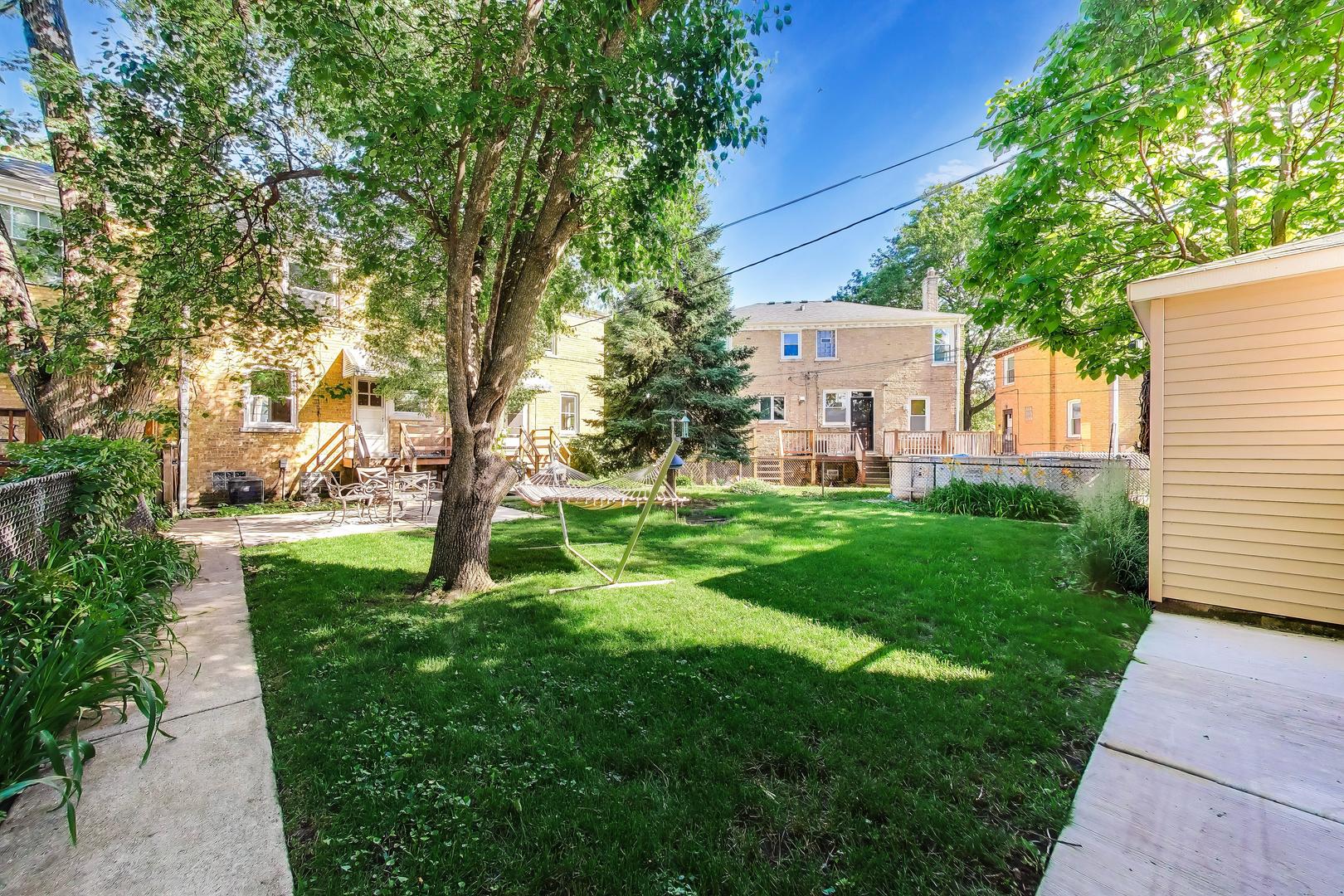 6438 N Oketo Avenue