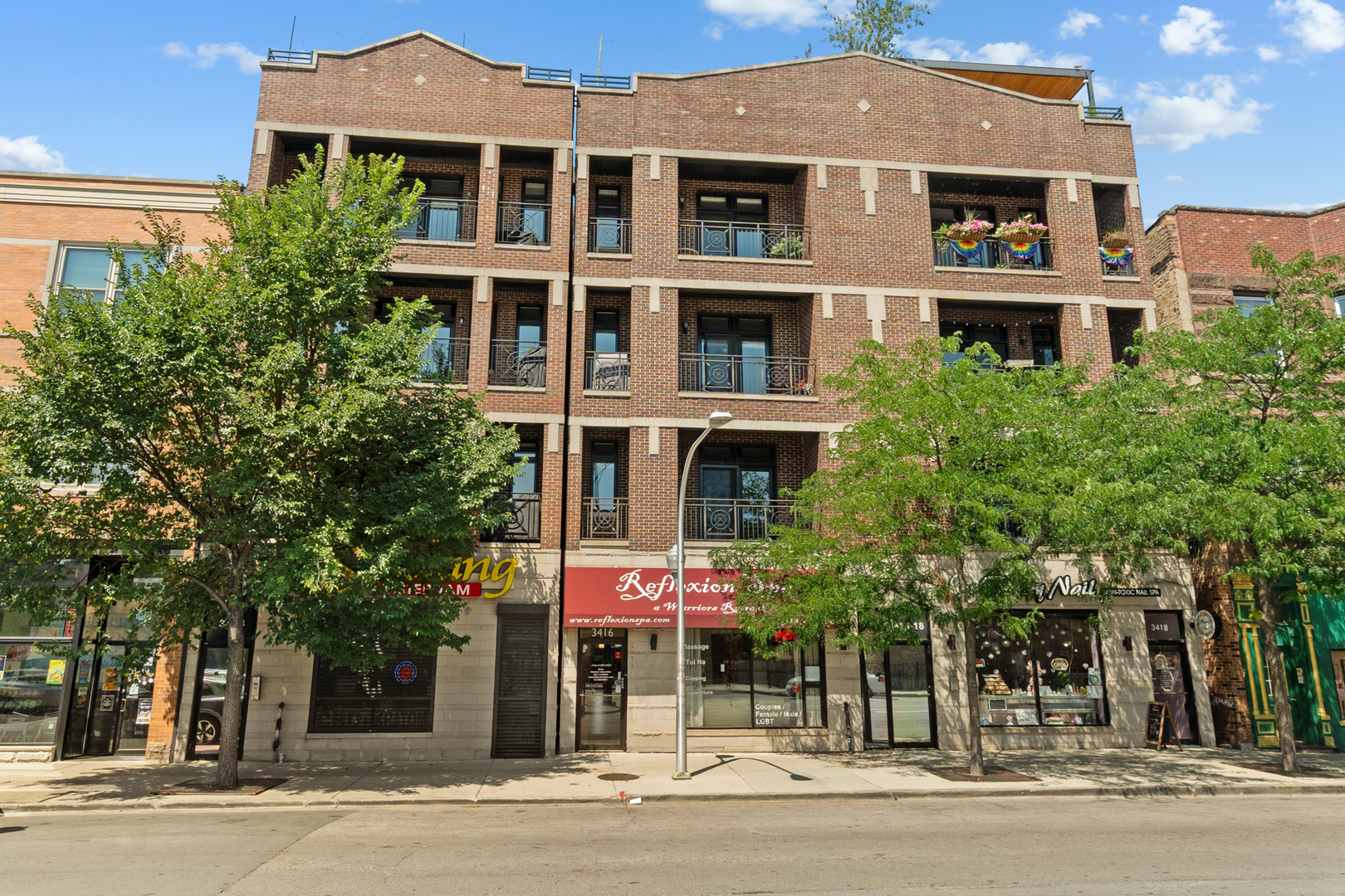 3416 N Sheffield Avenue Unit: 2